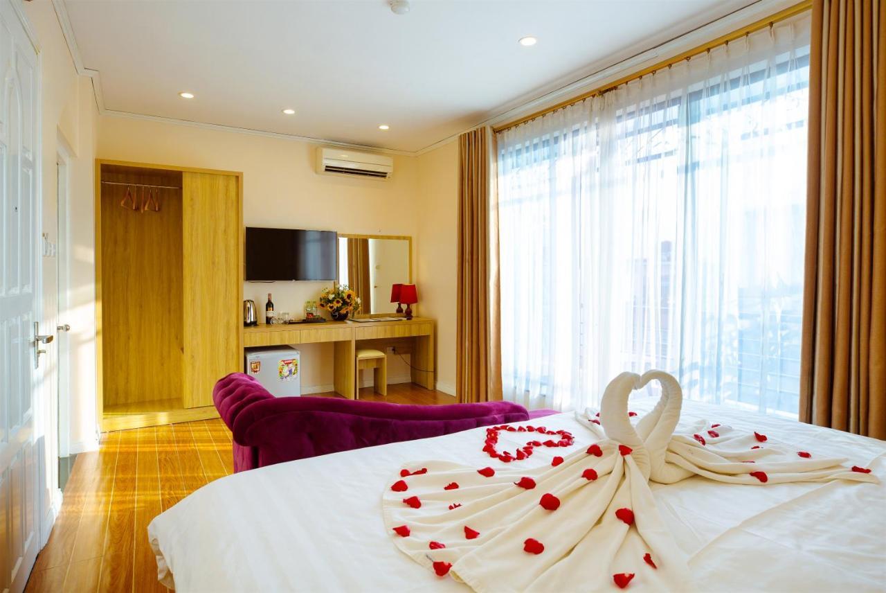 Royal Hotel Ha Noi Hanoi Bagian luar foto
